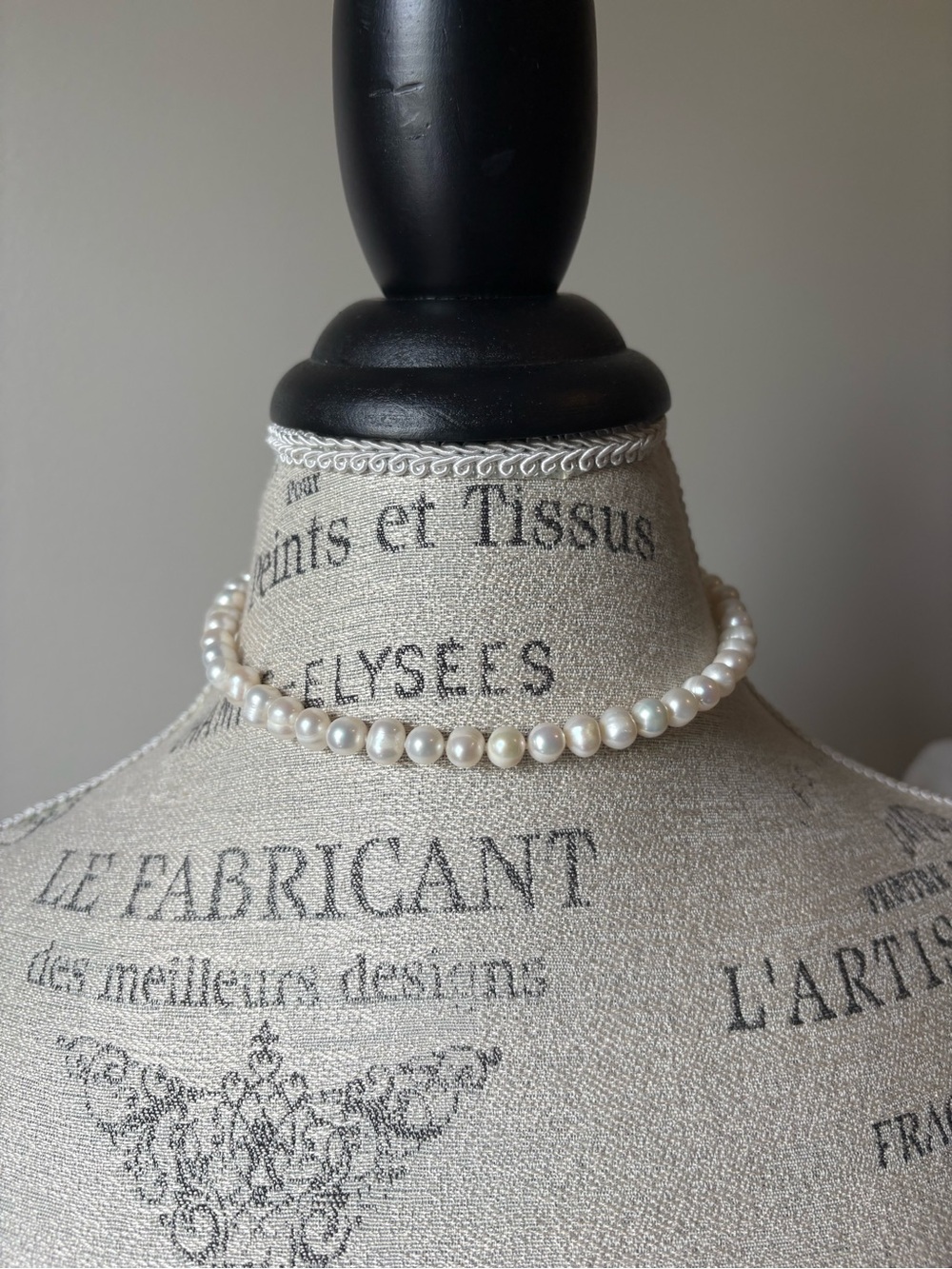 Classic Pearl Necklace - Cream Pearls